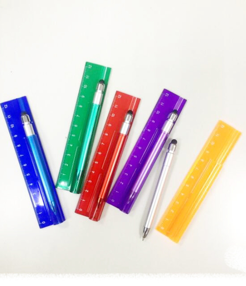 Stylus pen with ruler